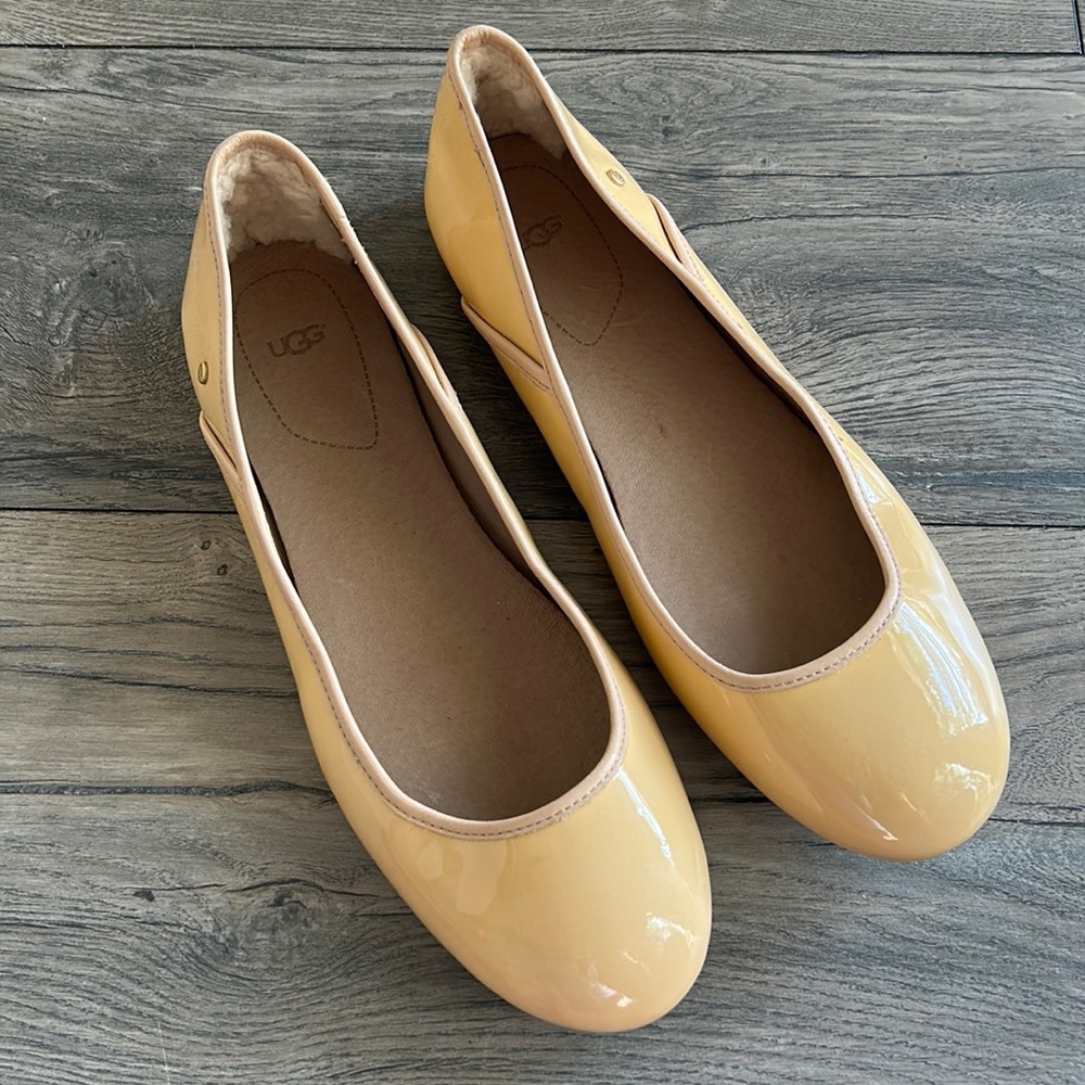 UGG Antora Ivory Patent Leather ballet Flats